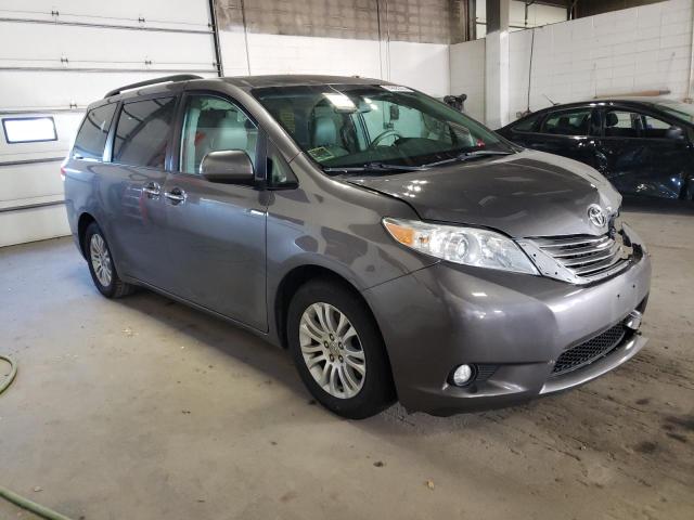 5TDYK3DC5BS104308 - 2011 TOYOTA SIENNA XLE GRAY photo 4