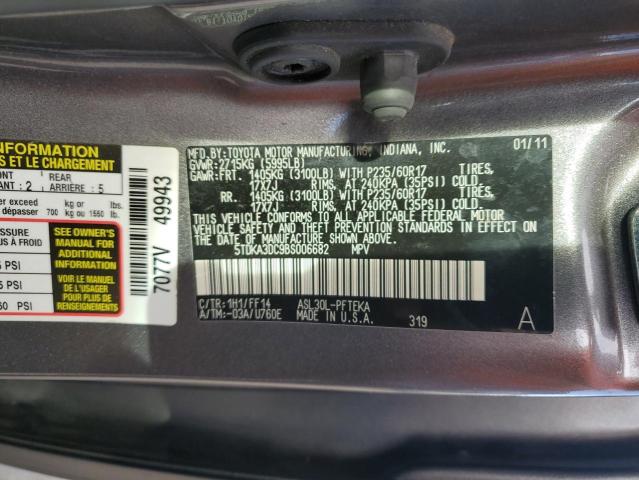 5TDKA3DC9BS006682 - 2011 TOYOTA SIENNA BASE GRAY photo 14