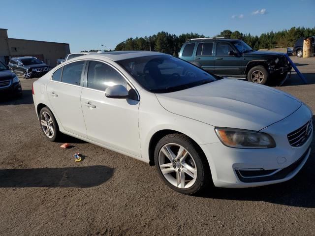 YV140MFK6F2360236 - 2015 VOLVO S60 PREMIER WHITE photo 4