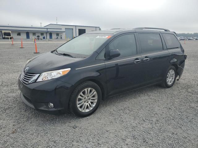 2015 TOYOTA SIENNA XLE, 