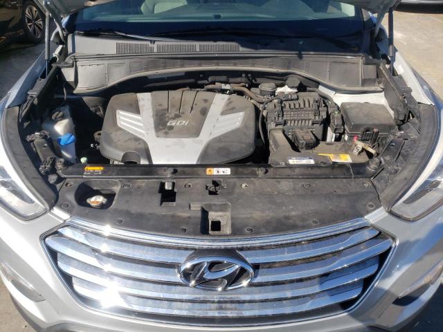 KM8SM4HF7GU142938 - 2016 HYUNDAI SANTA FE SE SILVER photo 11