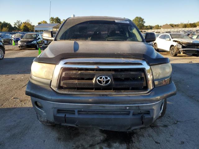 5TFRM5F11AX011039 - 2010 TOYOTA TUNDRA DOUBLE CAB SR5 GRAY photo 5