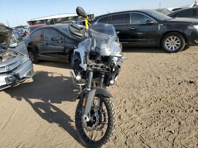 WB10K0307N6F97495 - 2022 BMW F 850 GS ADVENTURE WHITE photo 2