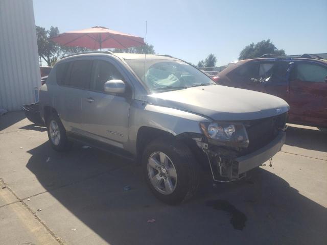 1C4NJCEAXGD773793 - 2016 JEEP COMPASS LATITUDE SILVER photo 4