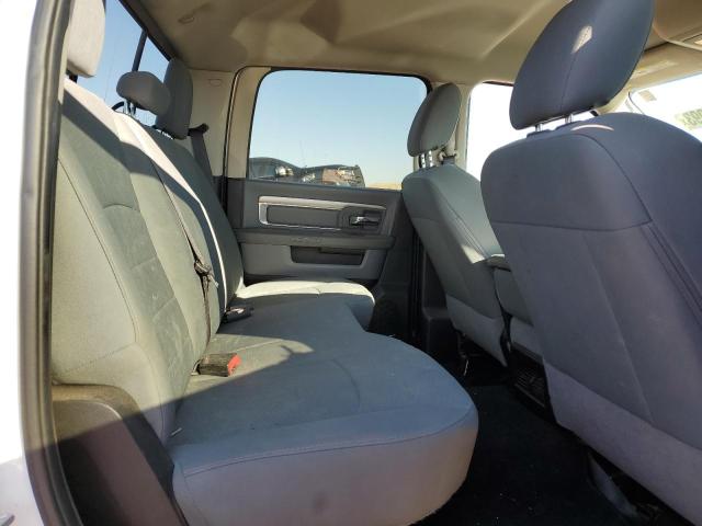 3C6UR5DL3JG424706 - 2018 RAM 2500 SLT თეთრი ფოტო 10