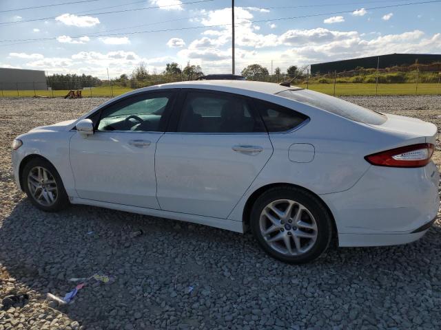 3FA6P0H70DR179157 - 2013 FORD FUSION SE WHITE photo 2