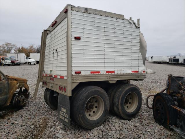 1TDH4002XAB124940 - 2010 TIMP TRAILER WHITE photo 5