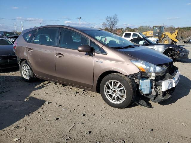 JTDZN3EU8FJ028203 - 2015 TOYOTA PRIUS V BROWN photo 4