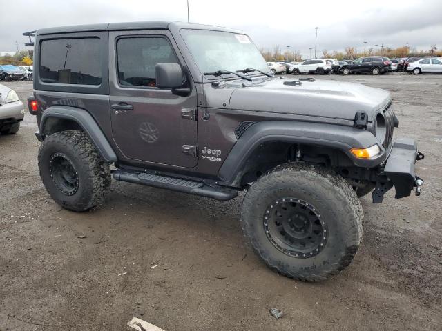 1C4GJXAN9LW135820 - 2020 JEEP WRANGLER SPORT GRAY photo 4