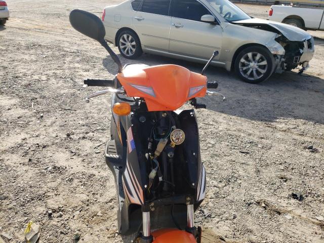 LC2U6A026FC000497 - 2015 KYMCO USA INC AGILITY 50 ORANGE photo 9