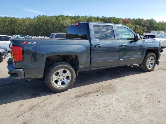 3GCUKREC0JG426822 - 2018 CHEVROLET SILVERADO K1500 LT GRAY photo 3