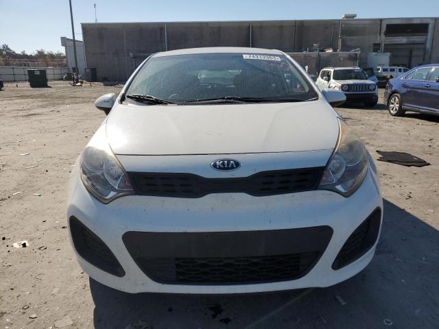 KNADM5A38F6458514 - 2015 KIA RIO LX WHITE photo 5