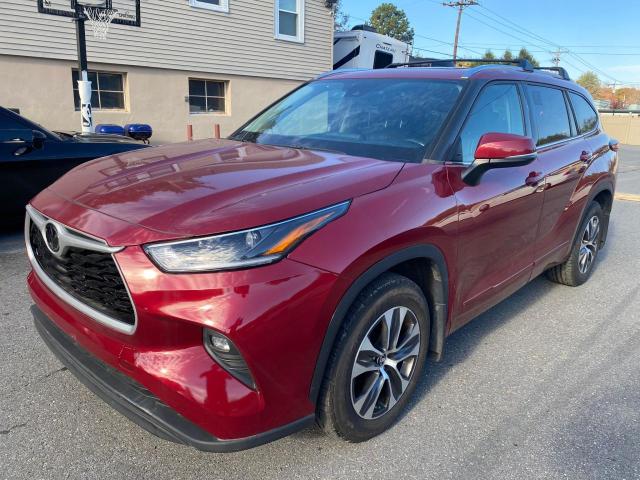 5TDGZRBH6MS113076 - 2021 TOYOTA HIGHLANDER XLE RED photo 1
