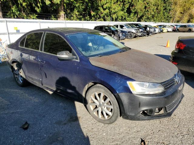 3VWD17AJ1EM297117 - 2014 VOLKSWAGEN JETTA SE BLUE photo 4