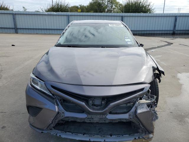 4T1B11HK0KU161943 - 2019 TOYOTA CAMRY L GRAY photo 5