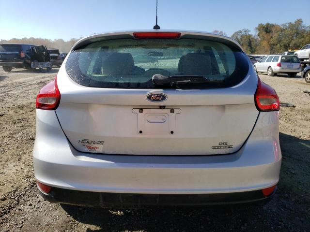 1FADP3K25FL372444 - 2015 FORD FOCUS SE SILVER photo 6