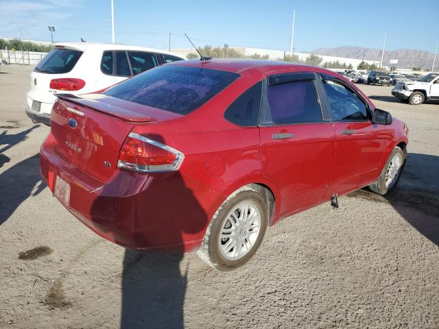 1FAHP3FN5AW296902 - 2010 FORD FOCUS SE RED photo 3