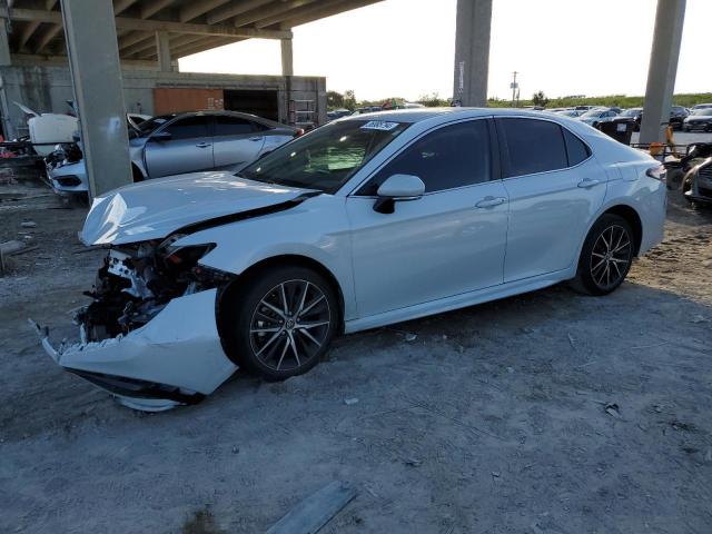 4T1G11AK6PU158357 - 2023 TOYOTA CAMRY SE NIGHT SHADE WHITE photo 1