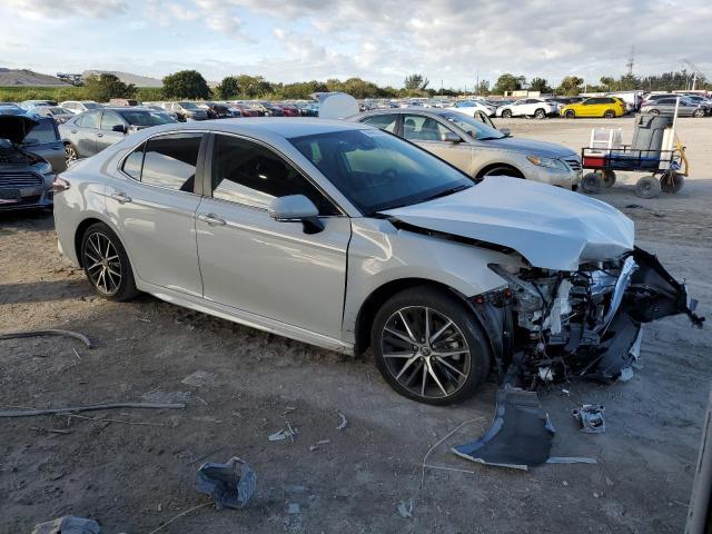 4T1G11AK6PU158357 - 2023 TOYOTA CAMRY SE NIGHT SHADE WHITE photo 4