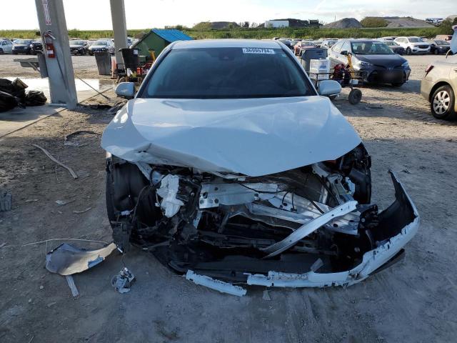 4T1G11AK6PU158357 - 2023 TOYOTA CAMRY SE NIGHT SHADE WHITE photo 5