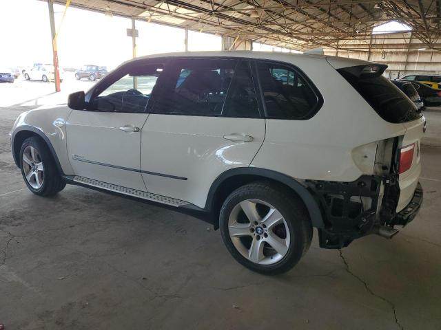 5UXFF0C50ALT76275 - 2010 BMW X5 XDRIVE35D WHITE photo 2