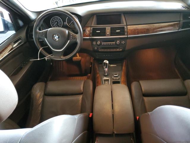 5UXFF0C50ALT76275 - 2010 BMW X5 XDRIVE35D WHITE photo 8
