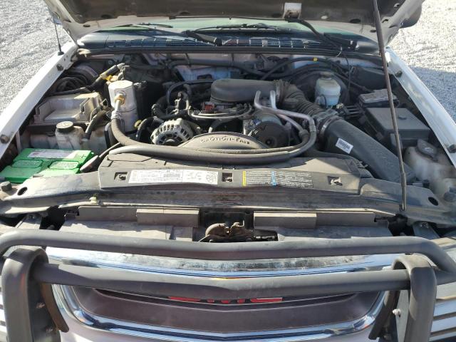 1GTCS14X238197554 - 2003 GMC SONOMA WHITE photo 11