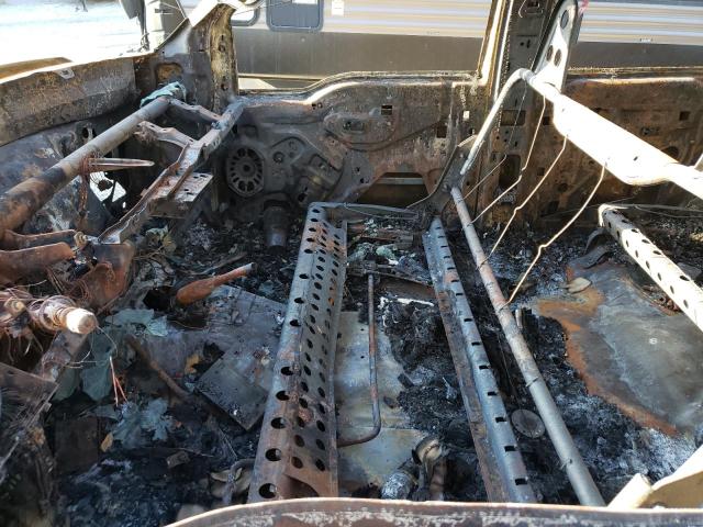 1FDXW47F7YEC20485 - 2000 FORD F450 SUPER DUTY BURN photo 7