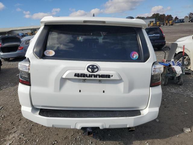 JTEBU5JR1J5544403 - 2018 TOYOTA 4RUNNER SR5/SR5 PREMIUM 白色 照片 6