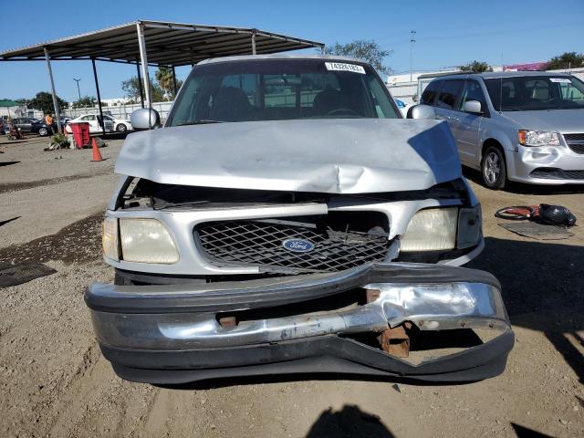 1FTZX17W1WKC30081 - 1998 FORD F150 SILVER photo 5