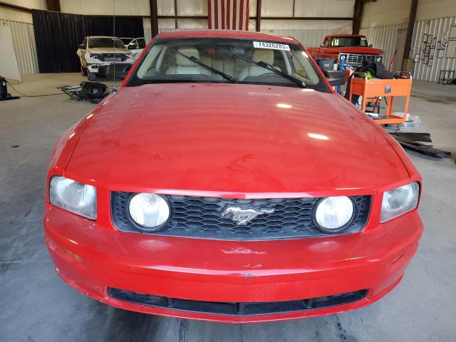 1ZVFT82H165170072 - 2006 FORD MUSTANG GT RED photo 5