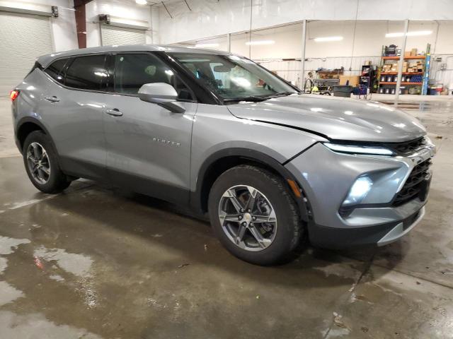 3GNKBHR41PS229613 - 2023 CHEVROLET BLAZER 2LT GRAY photo 4