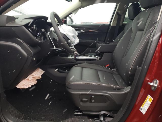 LRBFZNR42PD013546 - 2023 BUICK ENVISION ESSENCE أحمر صورة 7