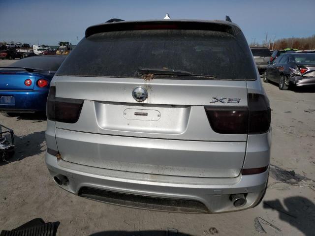 5UXZV4C50BL408411 - 2011 BMW X5 XDRIVE35I SILVER photo 6