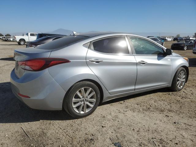 5NPDH4AE4FH554584 - 2015 HYUNDAI ELANTRA SE SILVER photo 3