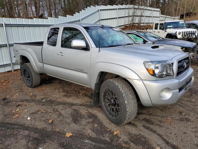 5TEUU42N25Z018884 - 2005 TOYOTA TACOMA ACCESS CAB ვერცხლისფერი ფოტო 4