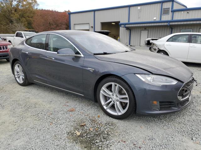 5YJSA1S22FF085959 - 2015 TESLA MODEL S 70D GRAY photo 4