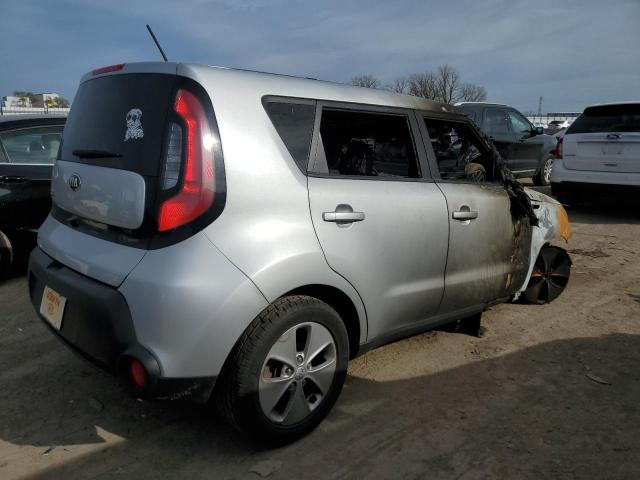 KNDJN2A27G7831515 - 2016 KIA SOUL SILVER photo 3