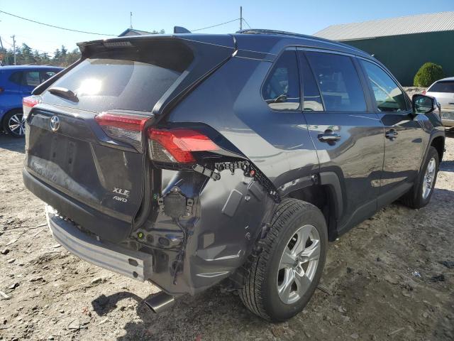 2T3P1RFV0MC239991 - 2021 TOYOTA RAV4 XLE GRAY photo 3