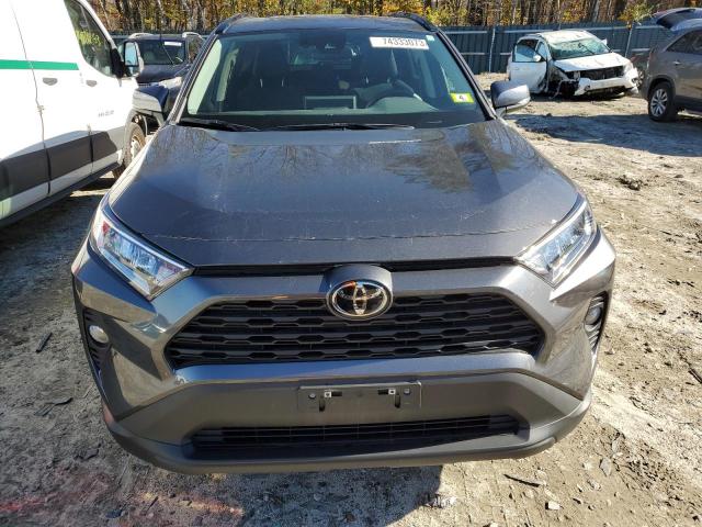 2T3P1RFV0MC239991 - 2021 TOYOTA RAV4 XLE GRAY photo 5