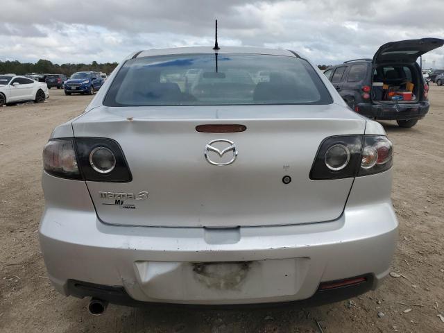 JM1BK32F081108338 - 2008 MAZDA 3 I SILVER photo 6