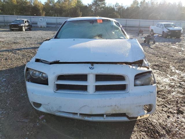 2B3KA43GX8H181669 - 2008 DODGE CHARGER WHITE photo 5