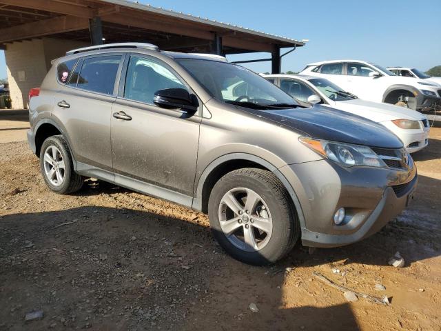 2T3WFREV7FW224453 - 2015 TOYOTA RAV4 XLE GRAY photo 4