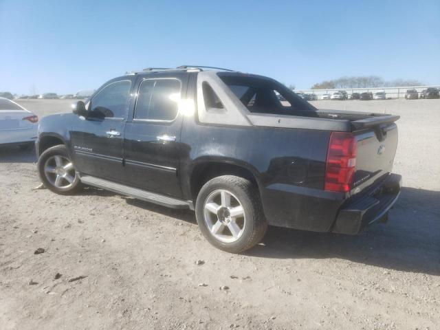 3GNTKFE33BG154267 - 2011 CHEVROLET AVALANCHE LT BLACK photo 2