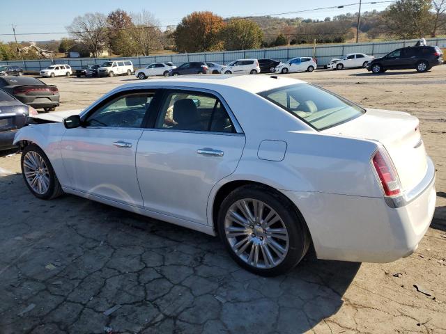 2C3CCAPT7CH312136 - 2012 CHRYSLER 300C LUXURY WHITE photo 2