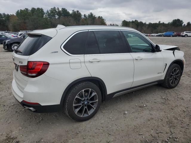 5UXKT0C59J0W03357 - 2018 BMW X5 XDR40E WHITE photo 3