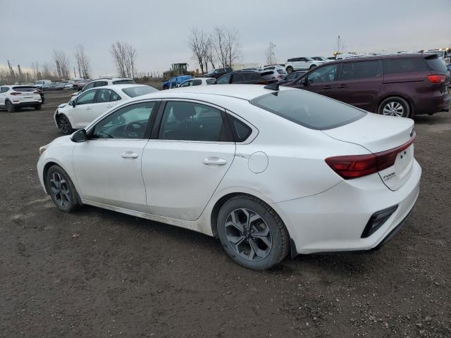 3KPF54AD0LE181424 - 2020 KIA FORTE EX WHITE photo 2