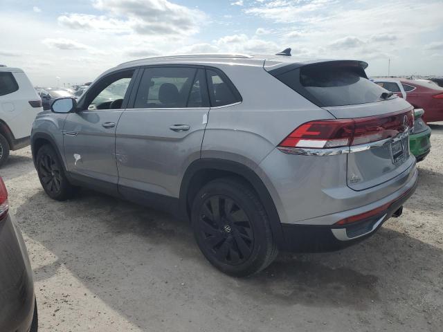 1V2WE2CA9RC250116 - 2024 VOLKSWAGEN ATLAS CROS SE فضي صورة 2