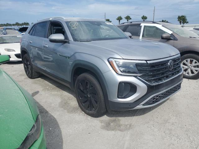 1V2WE2CA9RC250116 - 2024 VOLKSWAGEN ATLAS CROS SE فضي صورة 4