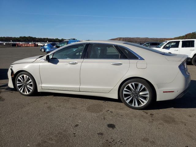 3LN6L5F9XLR610623 - 2020 LINCOLN MKZ RESERVE WHITE photo 2